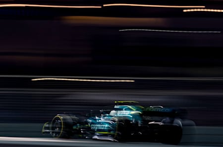 Sebastian had a long opening stint on the Medium tyres, which put him on course for a one-stop strategy.