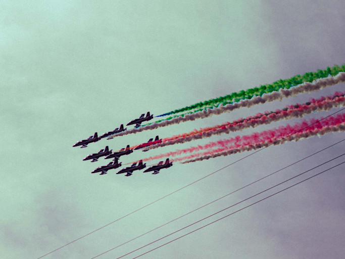 Italy 2025 race page header