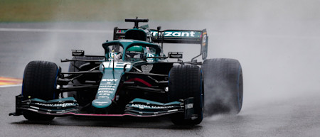 Lance navigates challenging conditions on Sunday