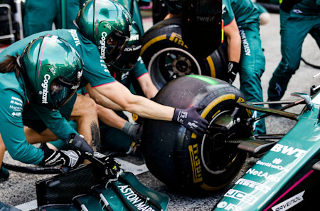 The team completes a practice pitstop ahead of the Dutch Grand Prix