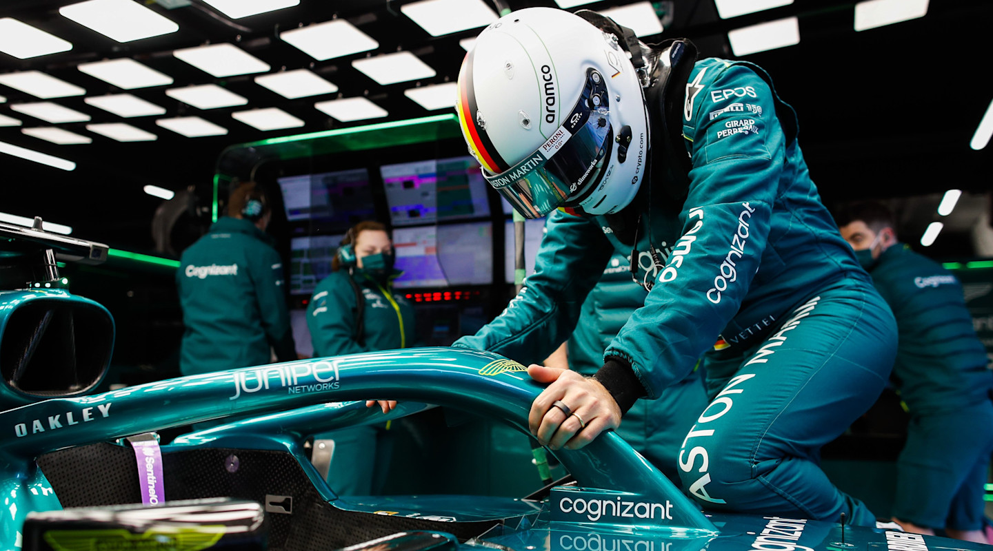 Sebastian climbs into the AMR22