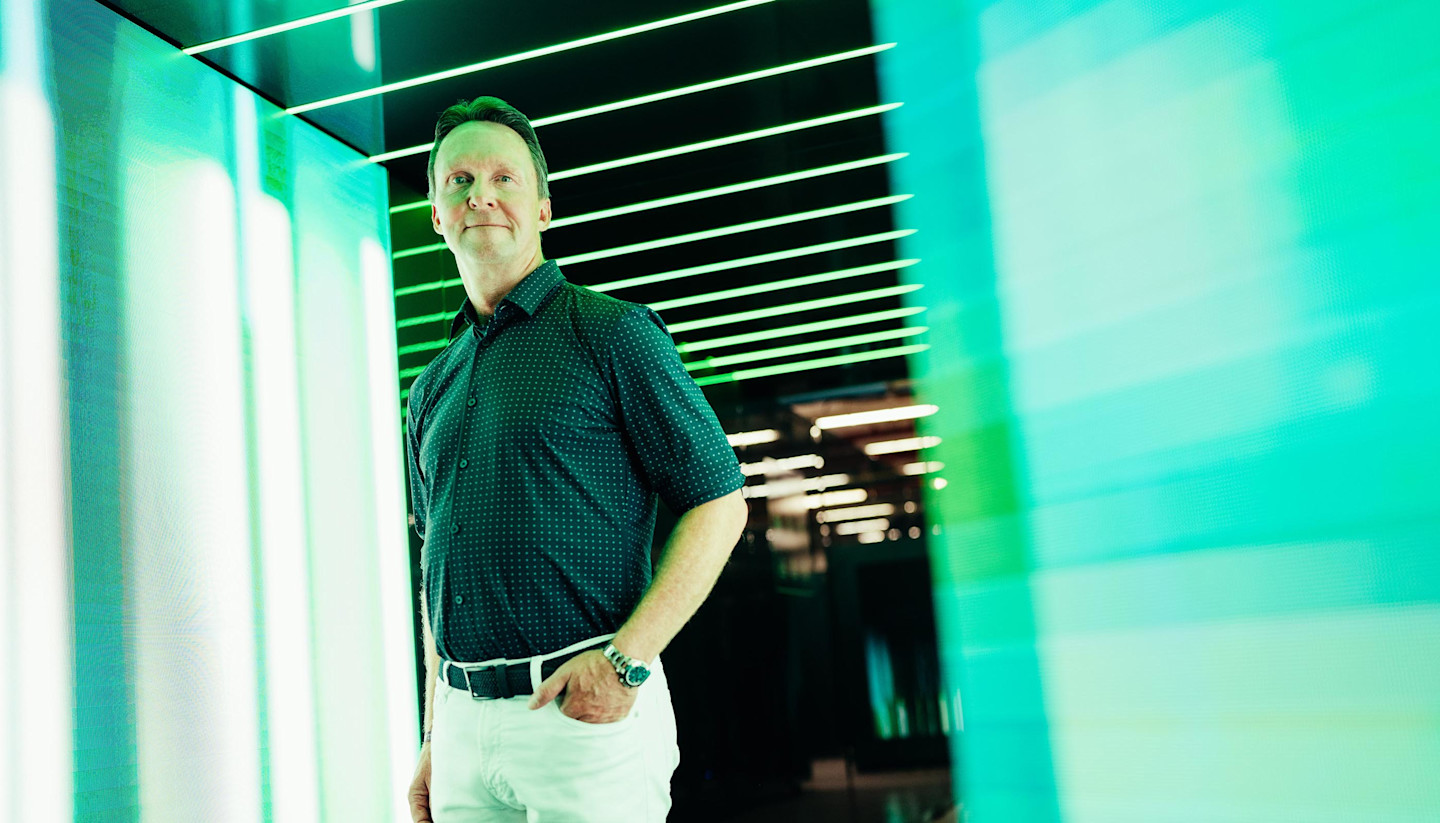 Atlas Air homepage desktop hero