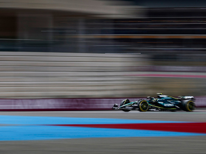 Qatar Sunday Homepage Header