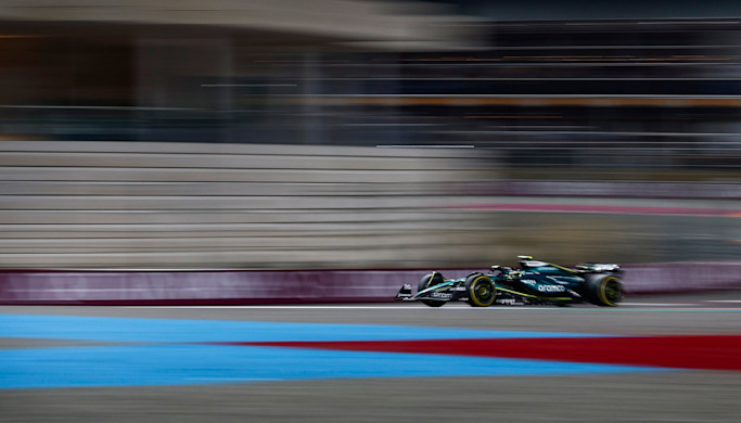 Qatar Sunday Homepage Header