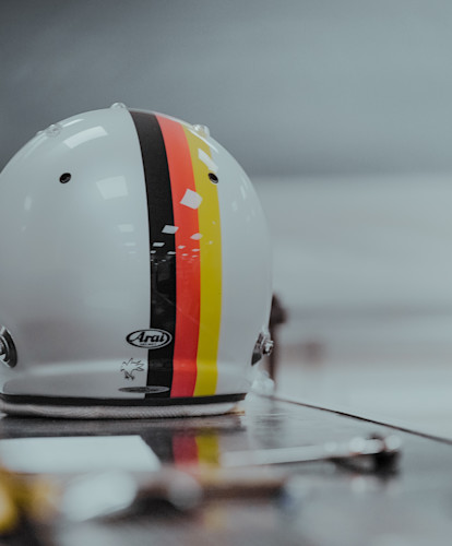 A familiar crash helmet...