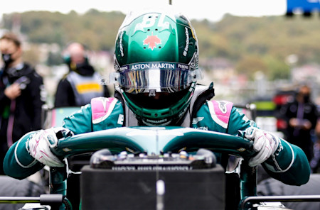 Lance climbs into the AMR21 as the start of the Russian Grand Prix draws closer