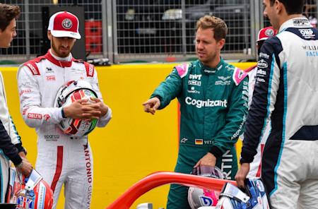 Sebastian Vettel with Antonio Giovinazzi, George Russell and Nicholas Latifi during the 2022 F1 car launch