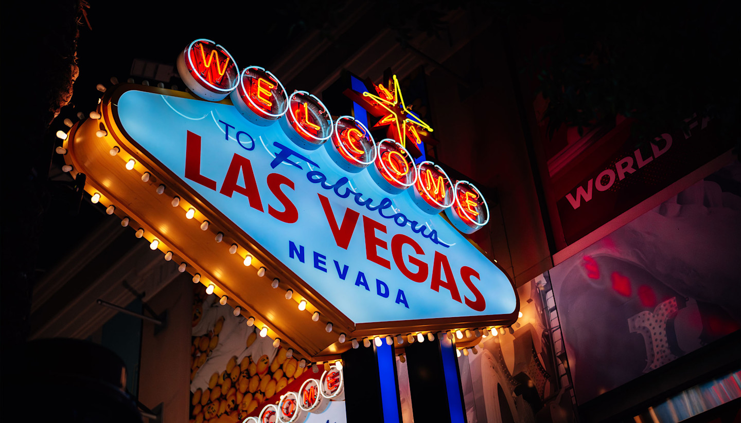 Vegas 2025 race page header
