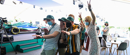 Guests are photobombed by Rachel Brookes