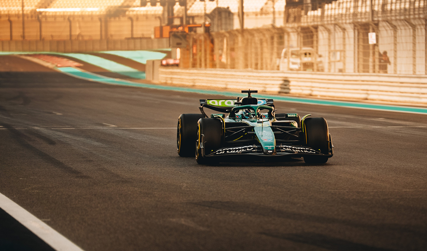 Abu Dhabi post season test desktop homepage hero