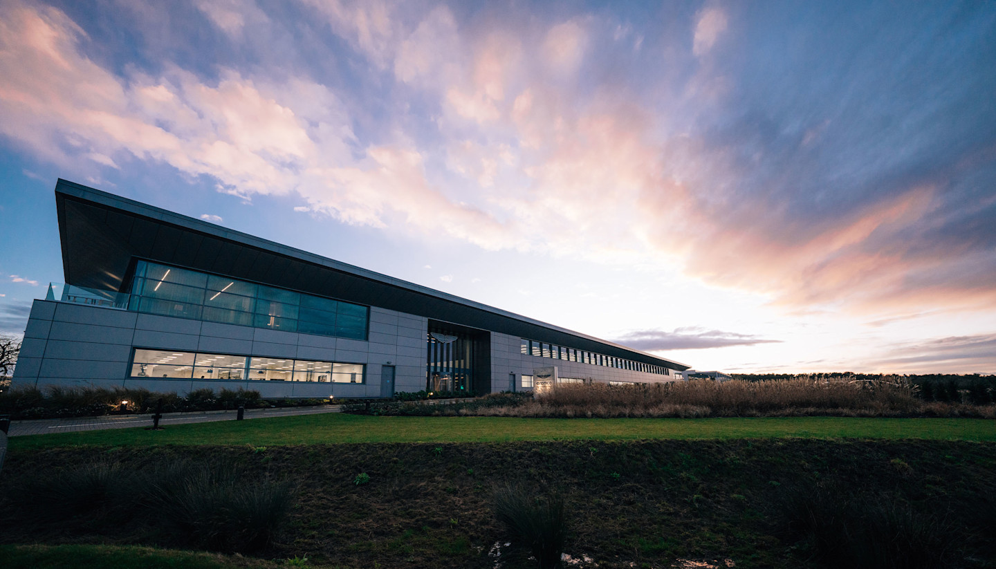 UKG header homepage clean