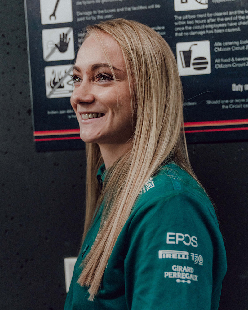 Jessica Hawkins F1 – Jessica Hawkins becomes first female F1 test ...