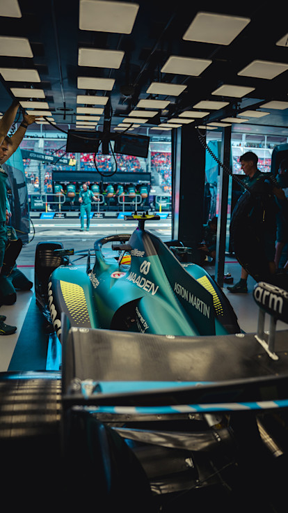 F1 Sprint 2026 guide homepage hero mobile