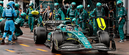 As the track dried out, Sebastian changed to Hard tyres on lap 23 