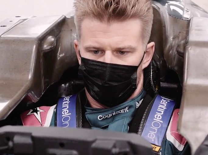 Nico Hülkenberg's seat fitting