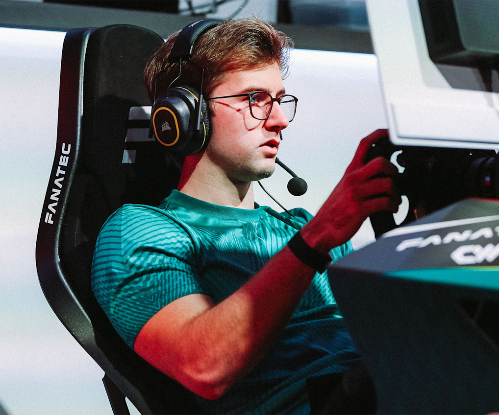 Your guide to the F1 Sim Racing World Championship - Aston Martin F1 Team