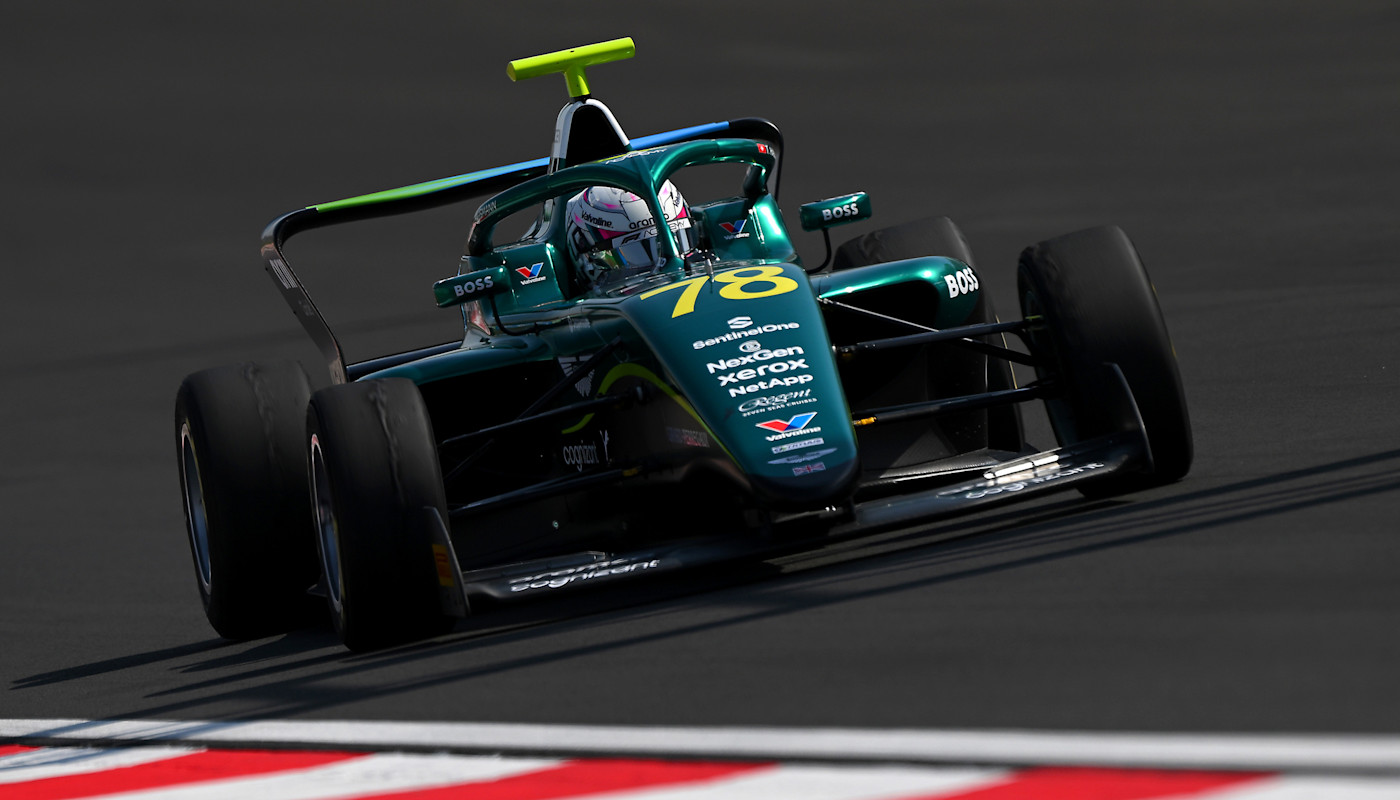 Tina Dutch GP TPs image 2
