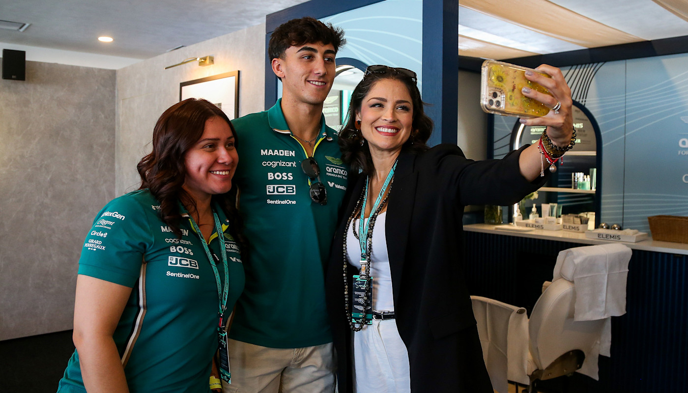 Mari Boya fixed image 2